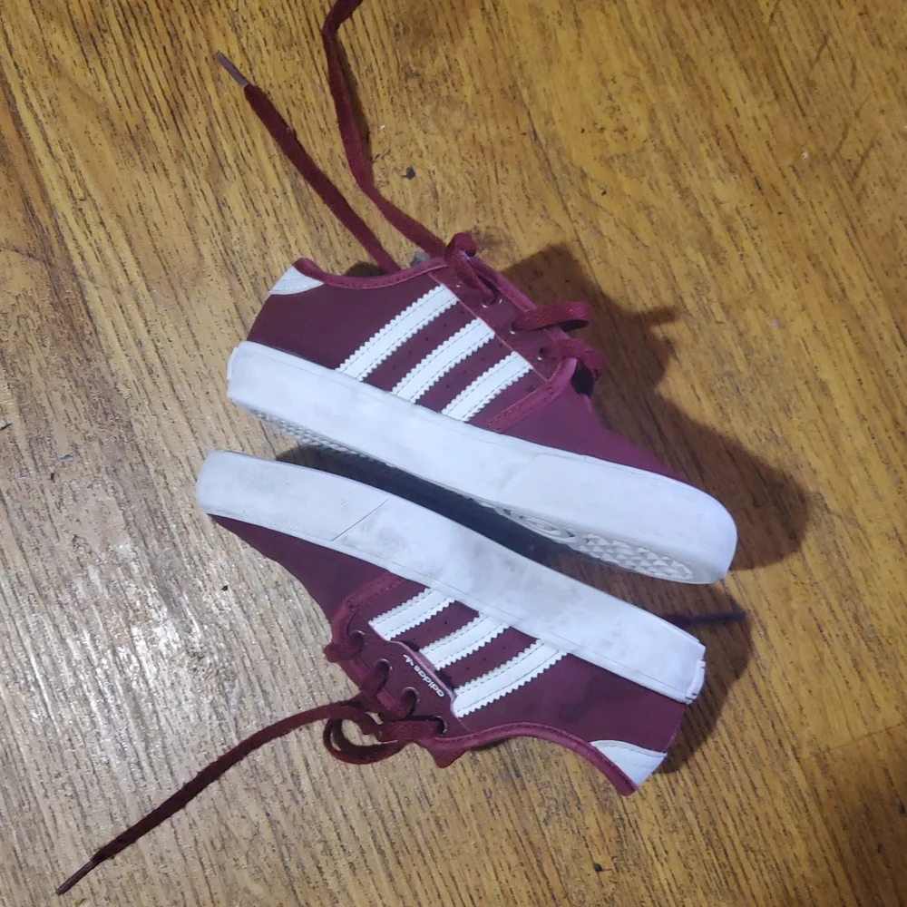 Kids Sneakers